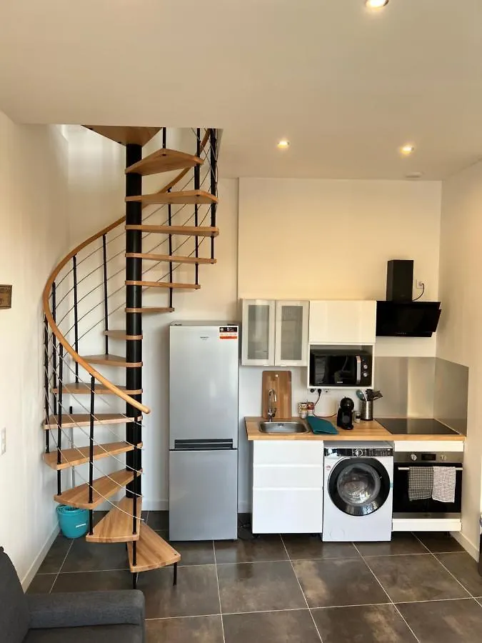 Le Loft Jacuzzi Villa Ploermel 0*,  France